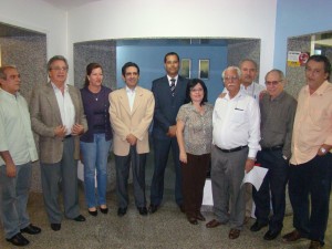 Marcos Fábio com diretores da CDL e Equipe Sebrae