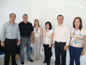 DSC03465 Presidente da CDL, Fúlvio Ferreira, recepciona técnicas e instrutores do Sebrae Minas