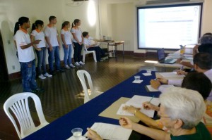 cnsdb Priora Irmã Cleonice observa apresentação dos Planos de Negócios
