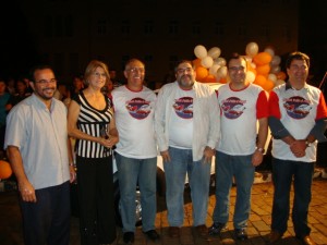 DSC03955 Fúlvio e Karim com parceiros da promoção
