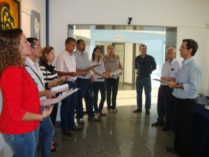 Jurados recebem explicações sobre o regulamento do concurso Jurados recebem explicações sobre o regulamento do concurso