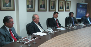 FCDL José César Costa recepciona lideranças empresariais