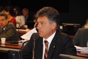 guilherme-campos-07-11-2012